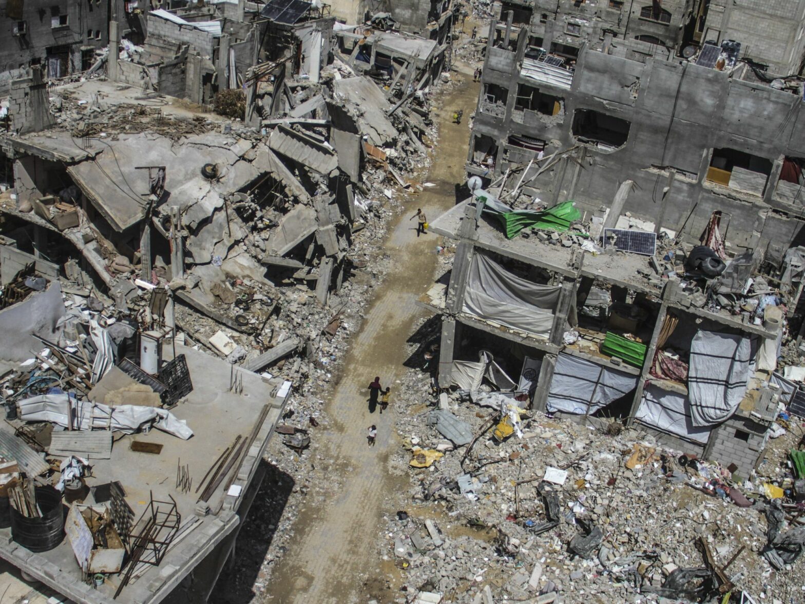 The images coming from the north of the Gaza Strip are terrible, posted by Palestinian journalists in the absence of the international press, which is still denied access by Israel.