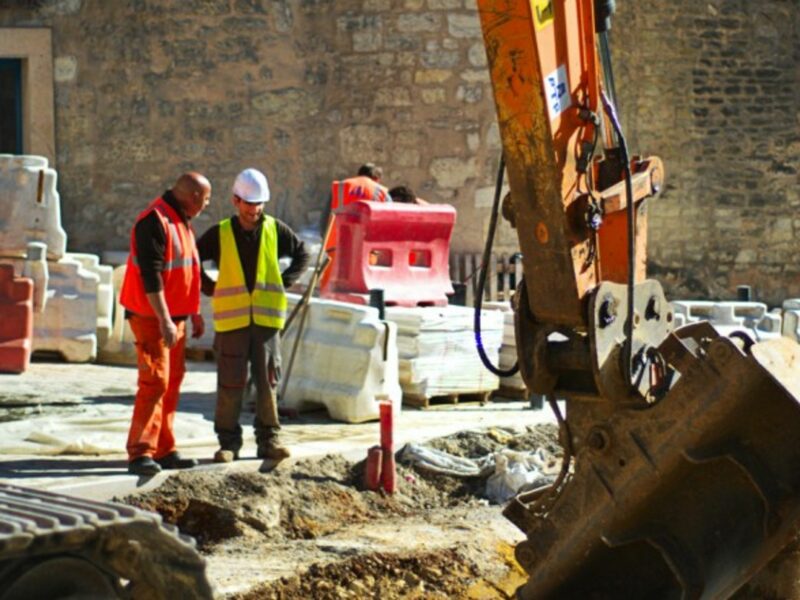 The 'Molière Clause' mandates the use of French language on construction sites