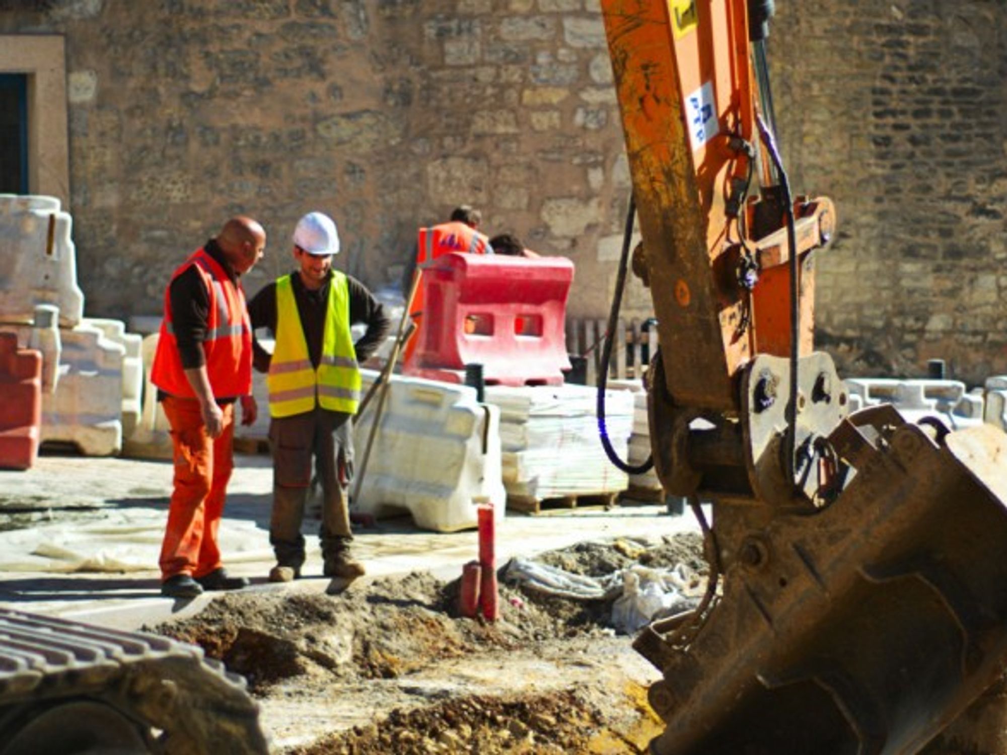 The 'Molière Clause' mandates the use of French language on construction sites
