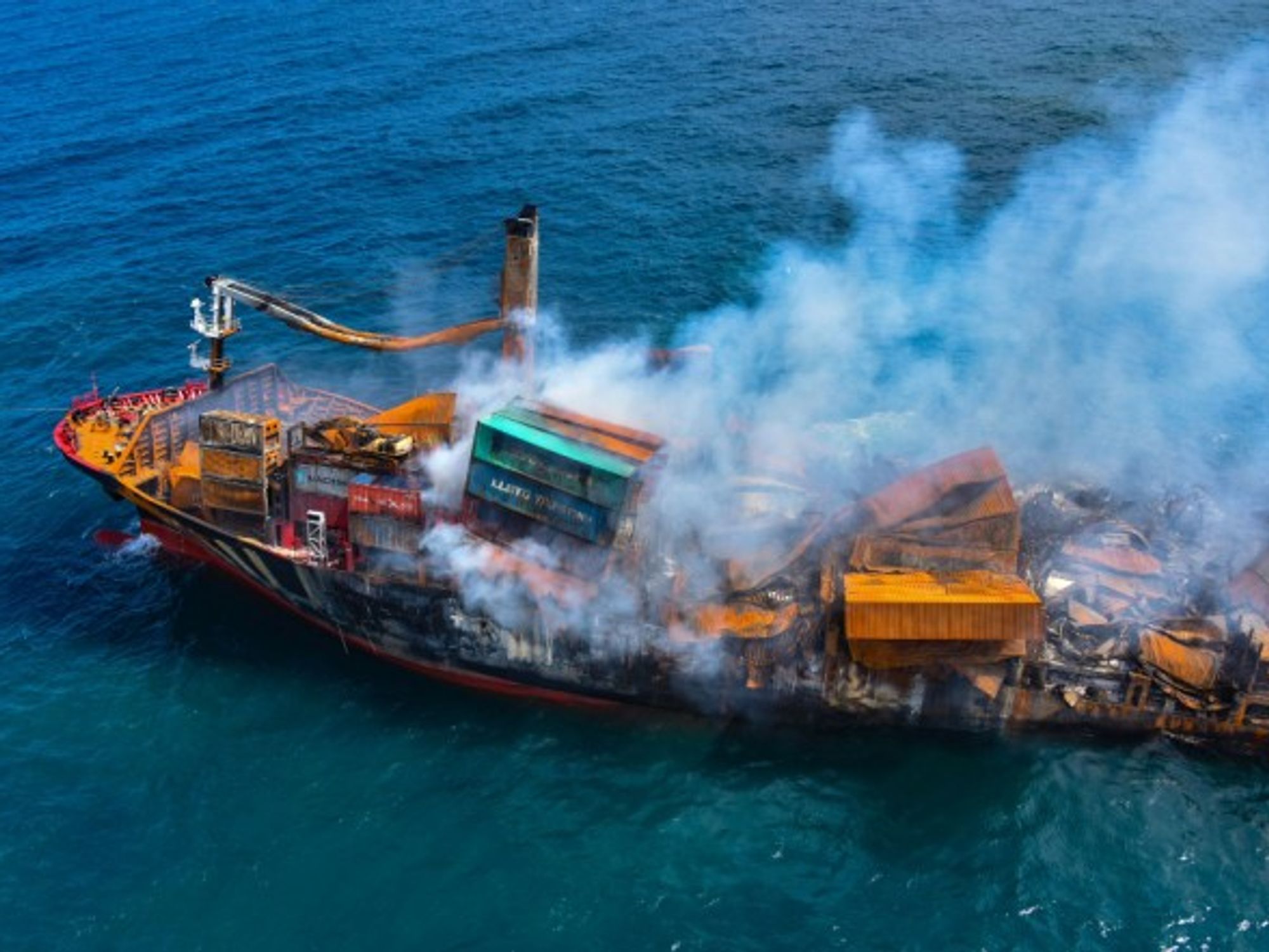 The MV X-Press Pearl cargo ship, which has been burning for two weeks off the coast of Sri Lanka, has started to sink, heightening fears of an oil and chemical spill