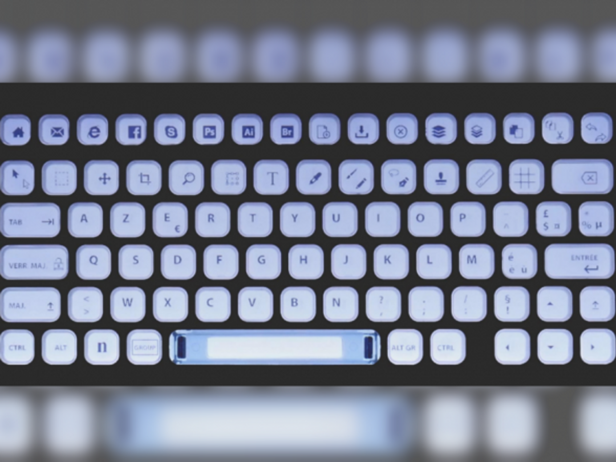 The Nemeïo keyboard is 100% customizable