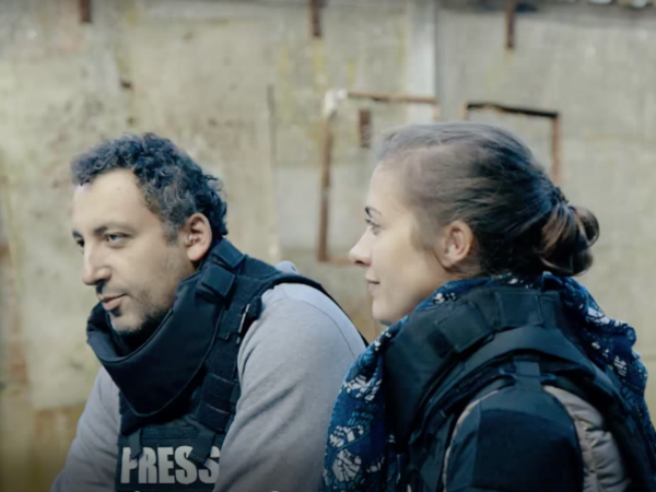 Avoid Reporters Confronting The Dangers Of A War Reporter - Worldcrunch