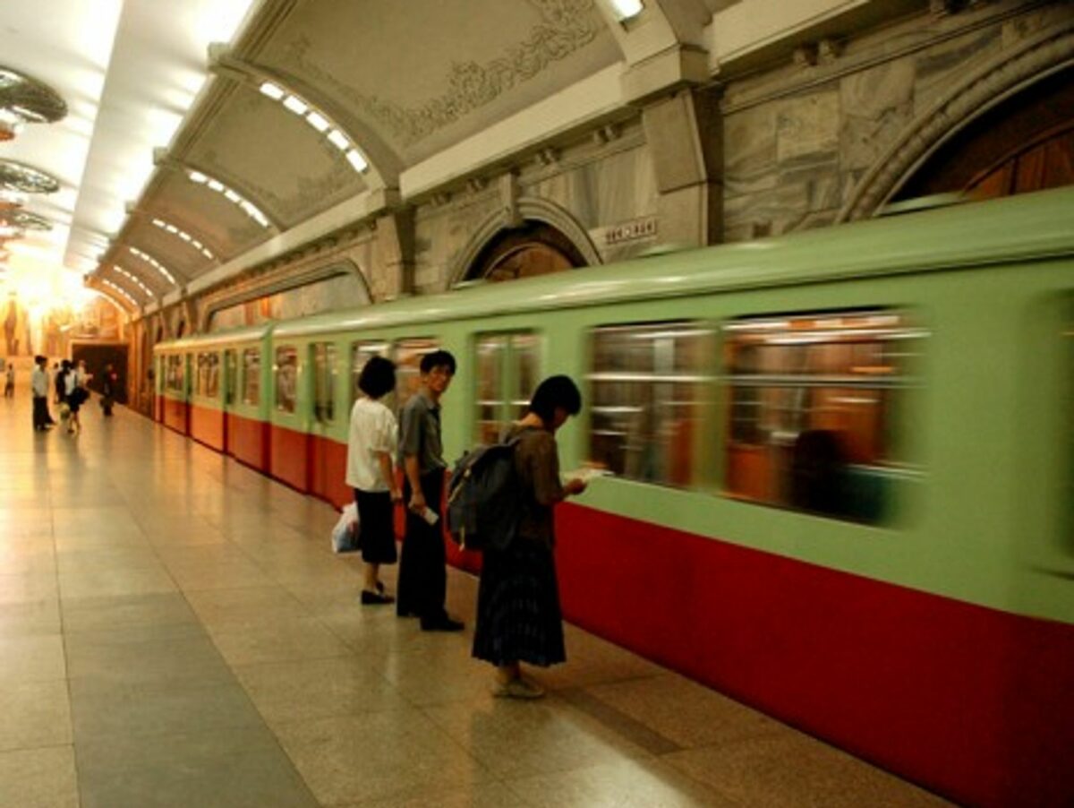 The Pyongyang metro