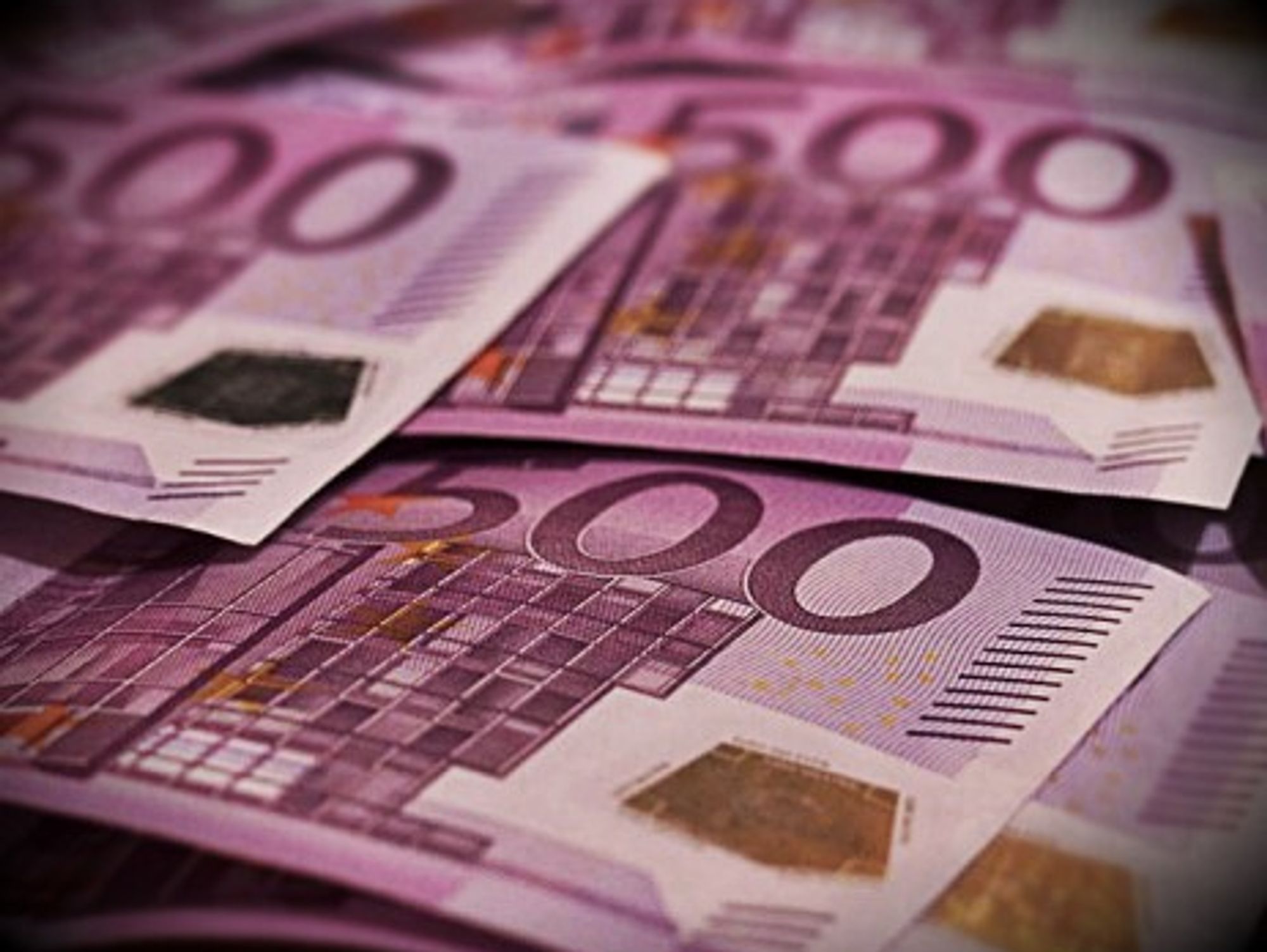 The reputation of 500 euro bills -- dubbed "Bin Ladens" in Spain -- is terrible