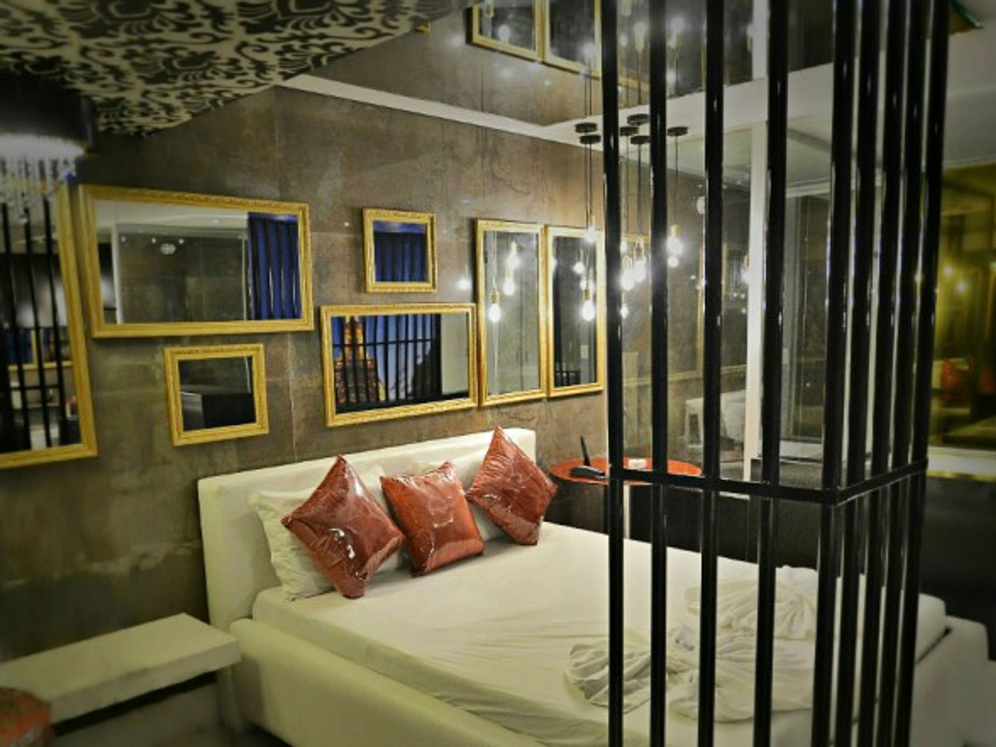 The room is an ode to Operation Lava Jato