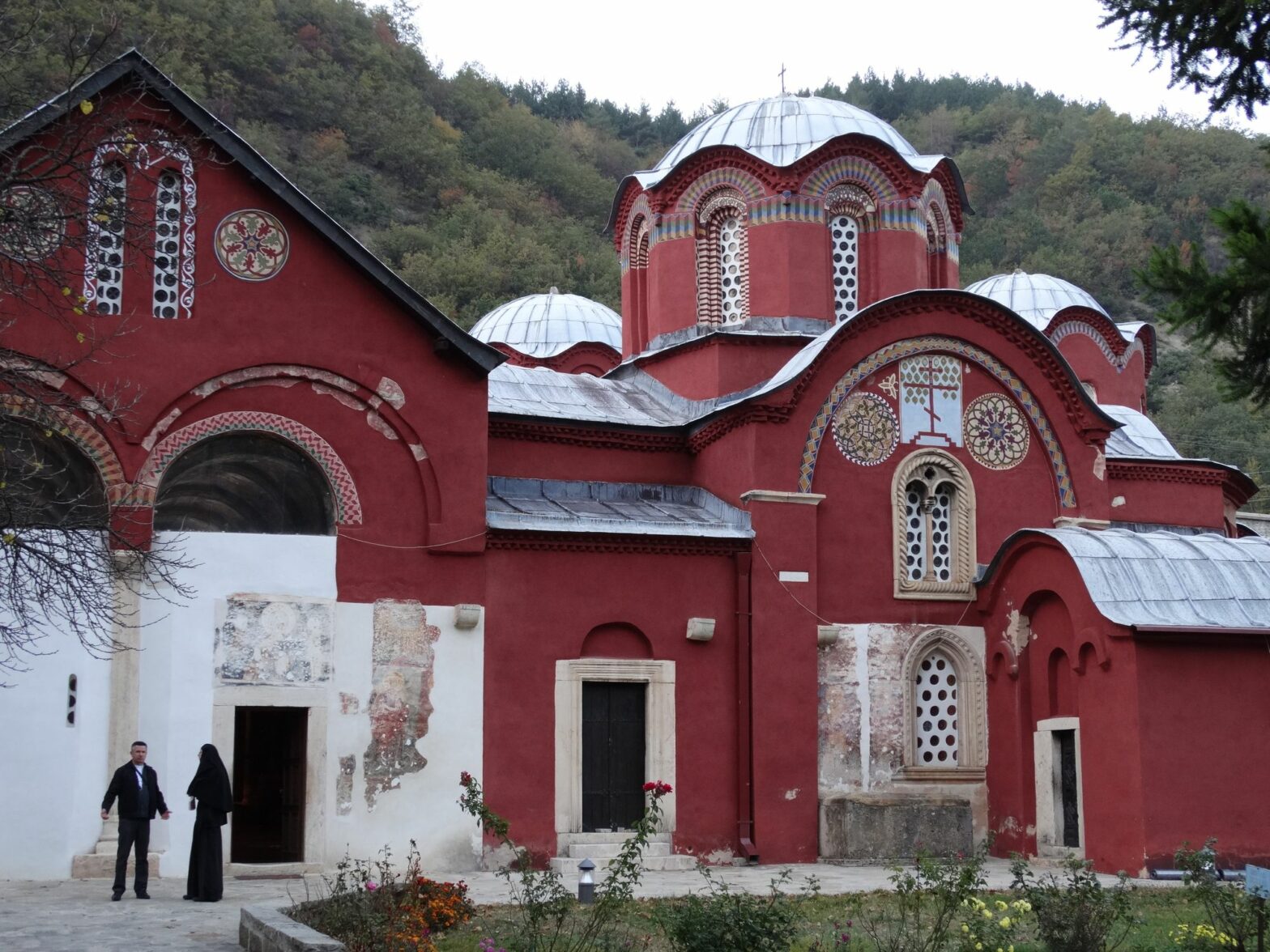 What's Behind The Rising Number Of Muslim-To-Catholic Conversions In Kosovo