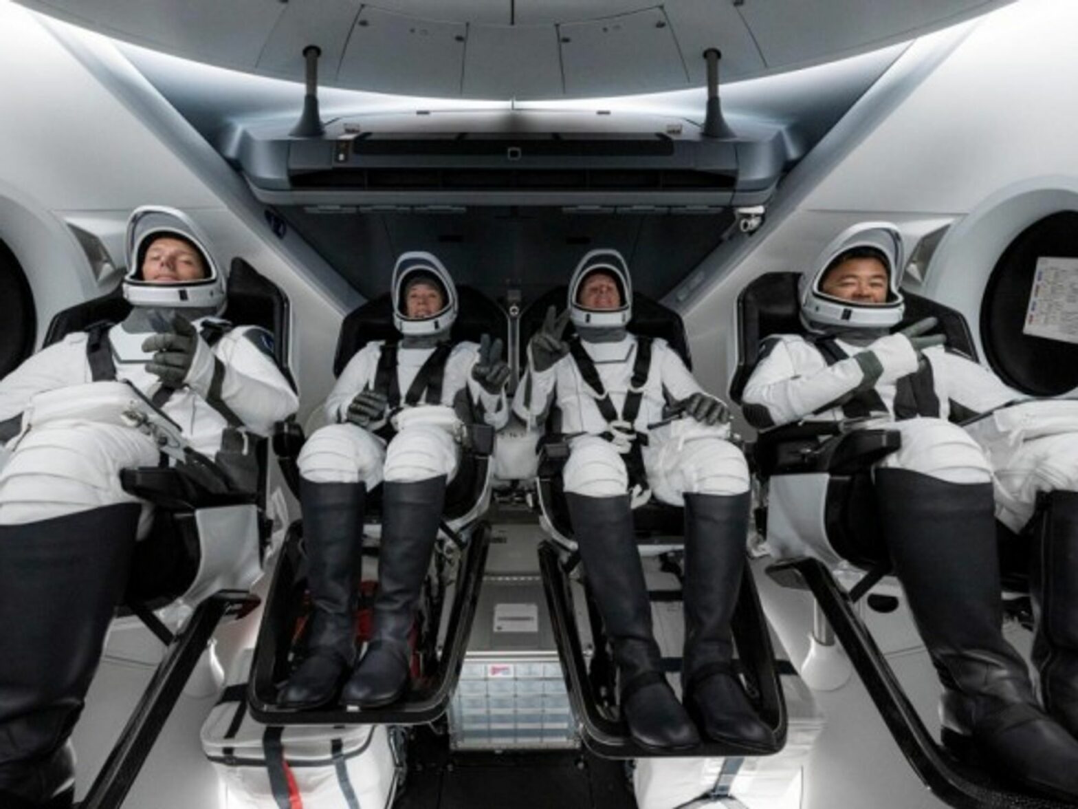 The SpaceX crew about to liftoff, 23 April 2021.