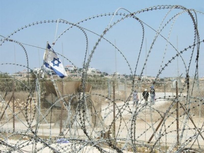 The West Bank barrier in the town of Ras Atiya (Paolo Cuttitta palestine)
