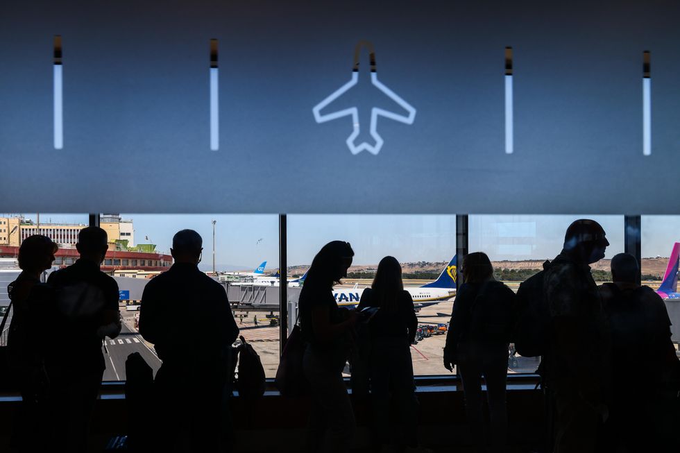 There were 2 to 3 times more international travelers in January 2022 than in January 2021.