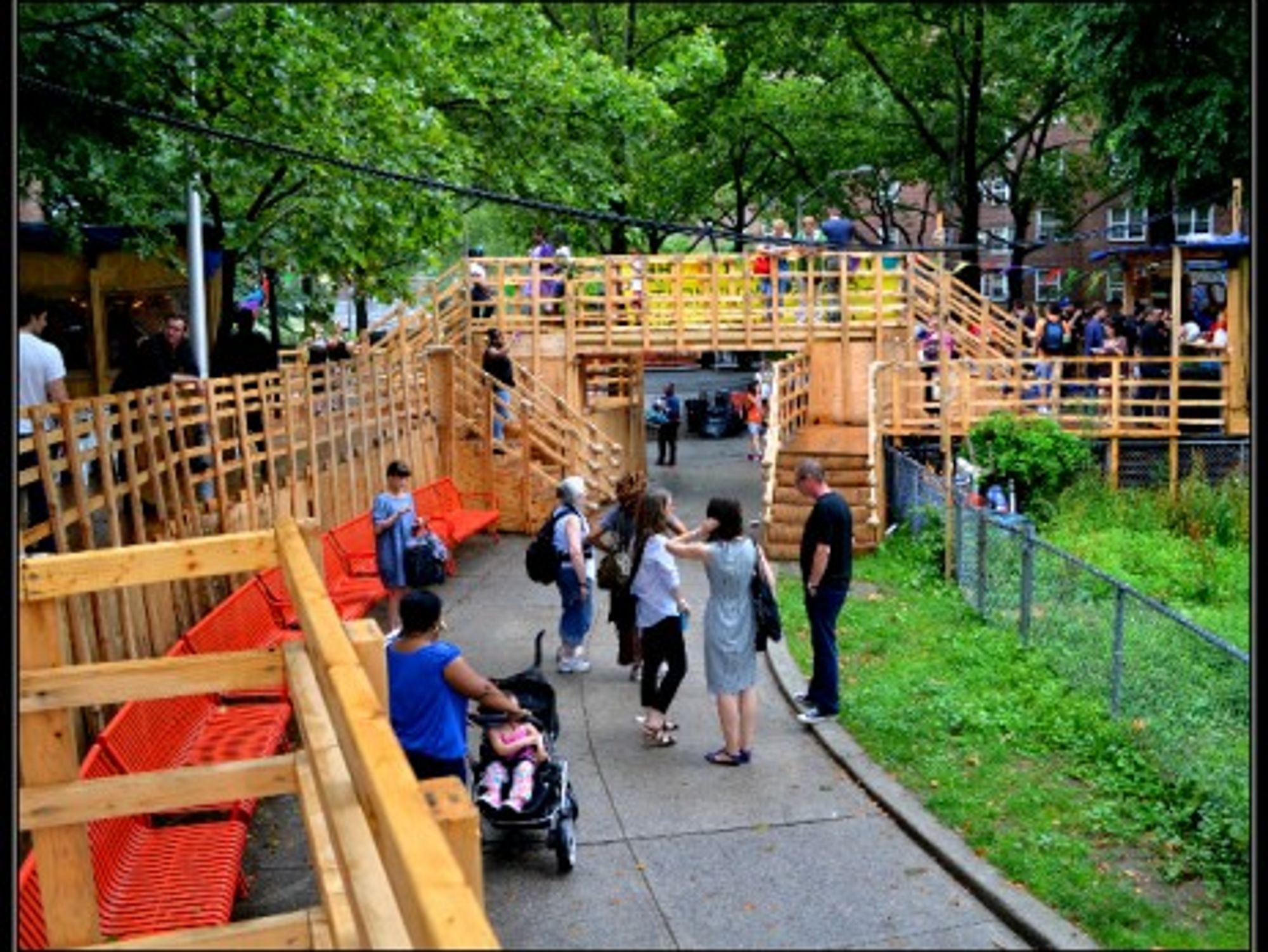 Thomas Hirschhorn, Gramsci Monument, 2013
