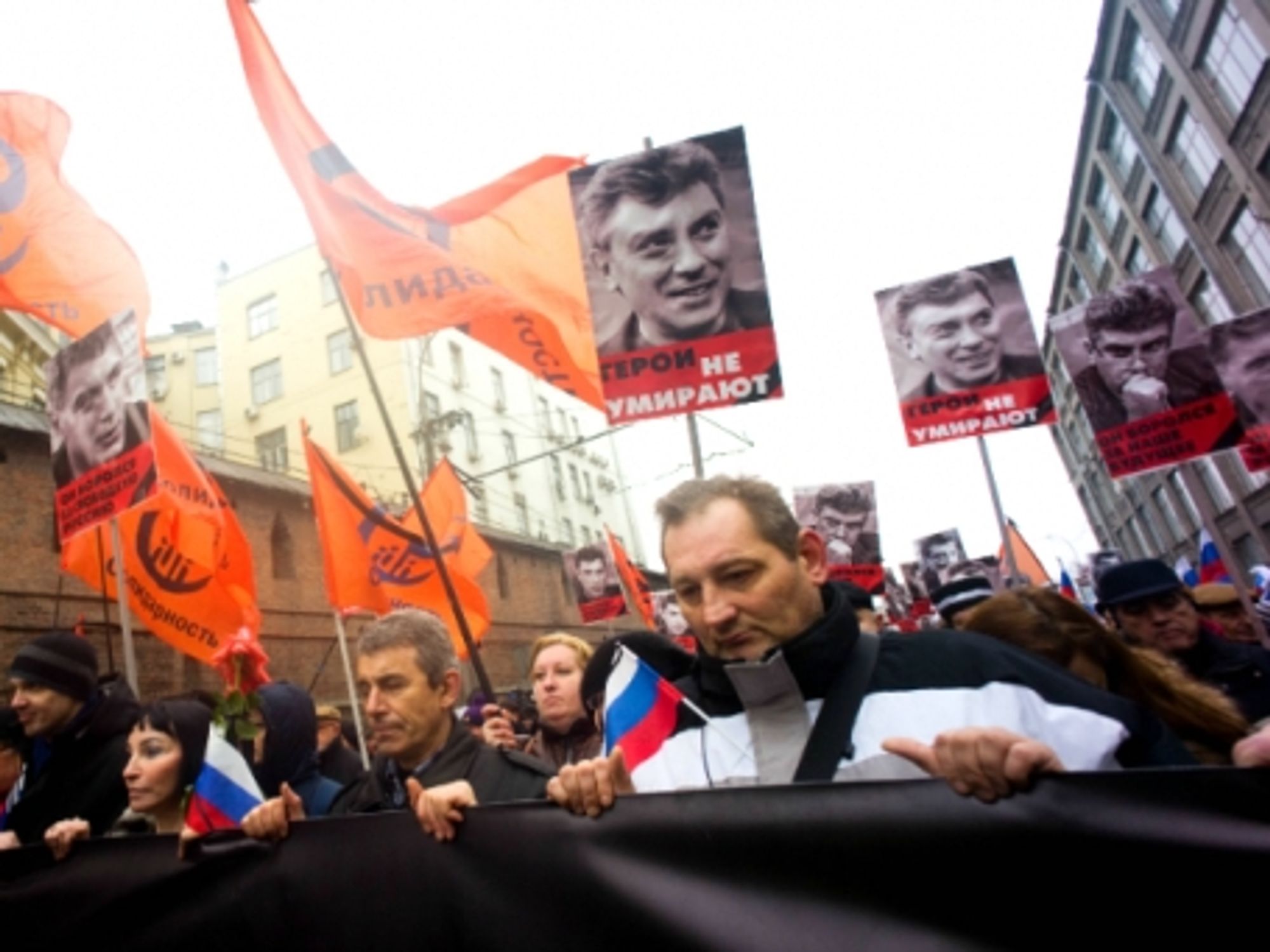 Thousands of people march in Moscow to honor Russian opposition politician Boris Nemtsov, killed February 27, 2015