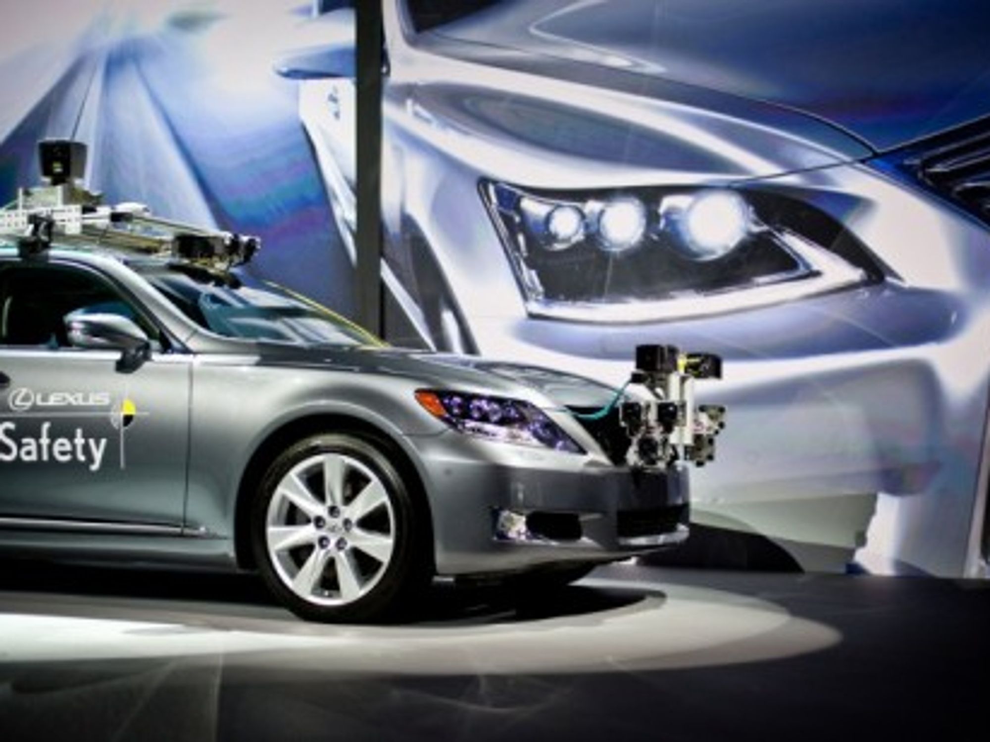 Toyota's self-driving Lexus