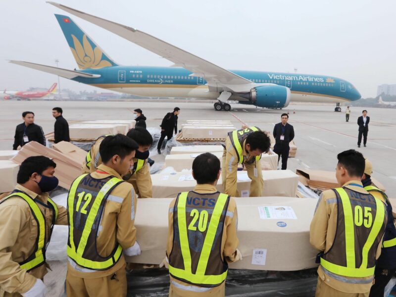 Transfer of victims' bodies at Noi Bai International Airport