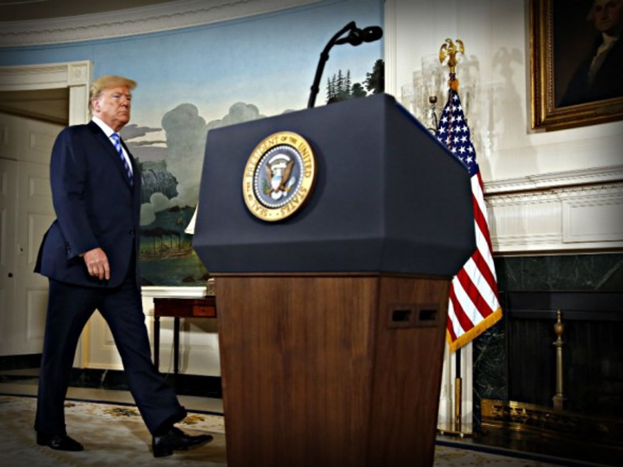 Trump announces his decision to scrap the Iran nuclear deal