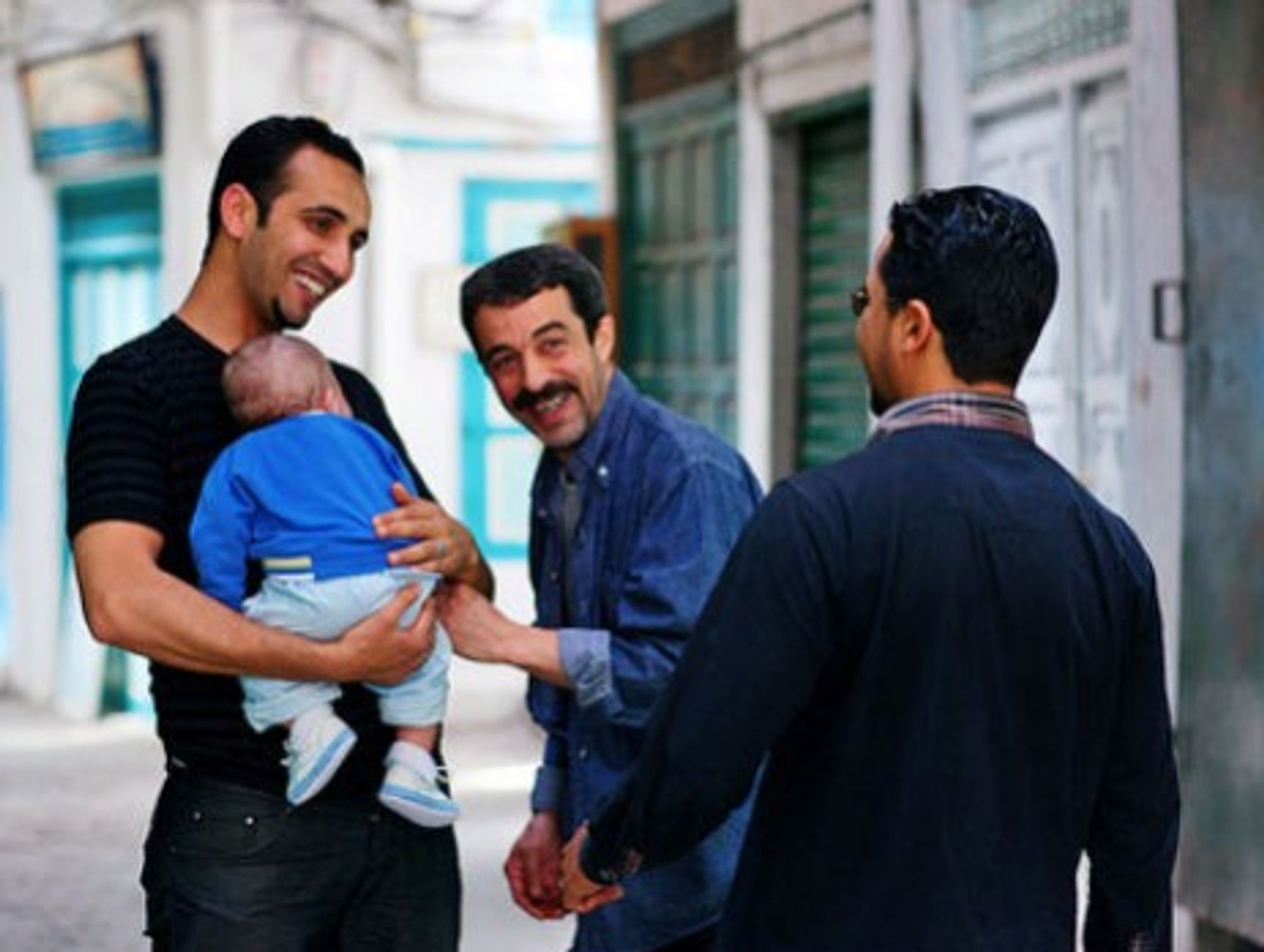 Tunis (Womeos)