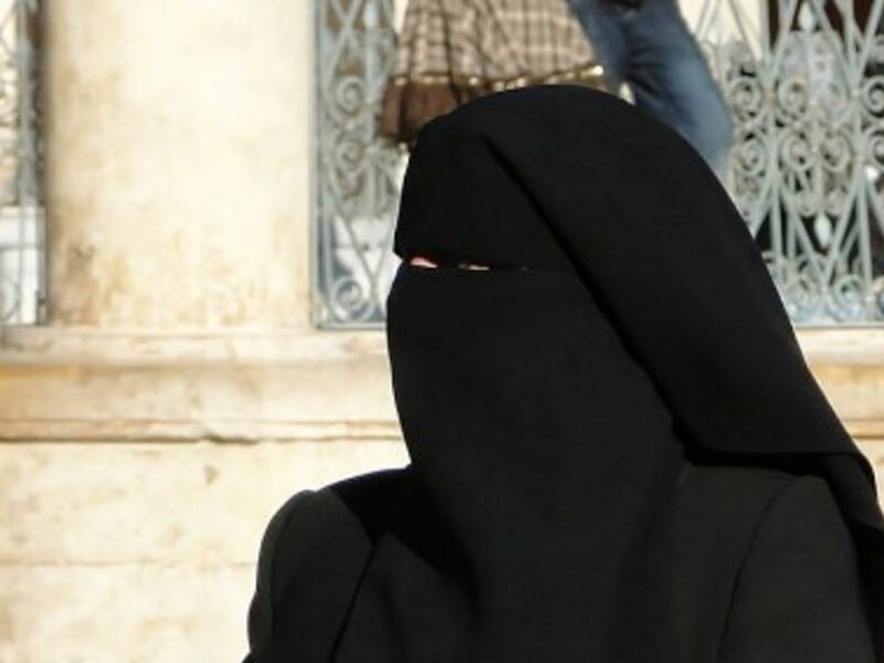 Tunisia Cracks Down On The Niqab After Terror Attack