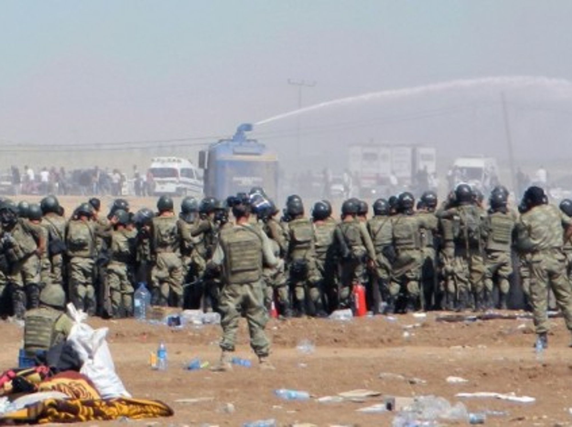 Turkish authorities clamp down at border crossings.