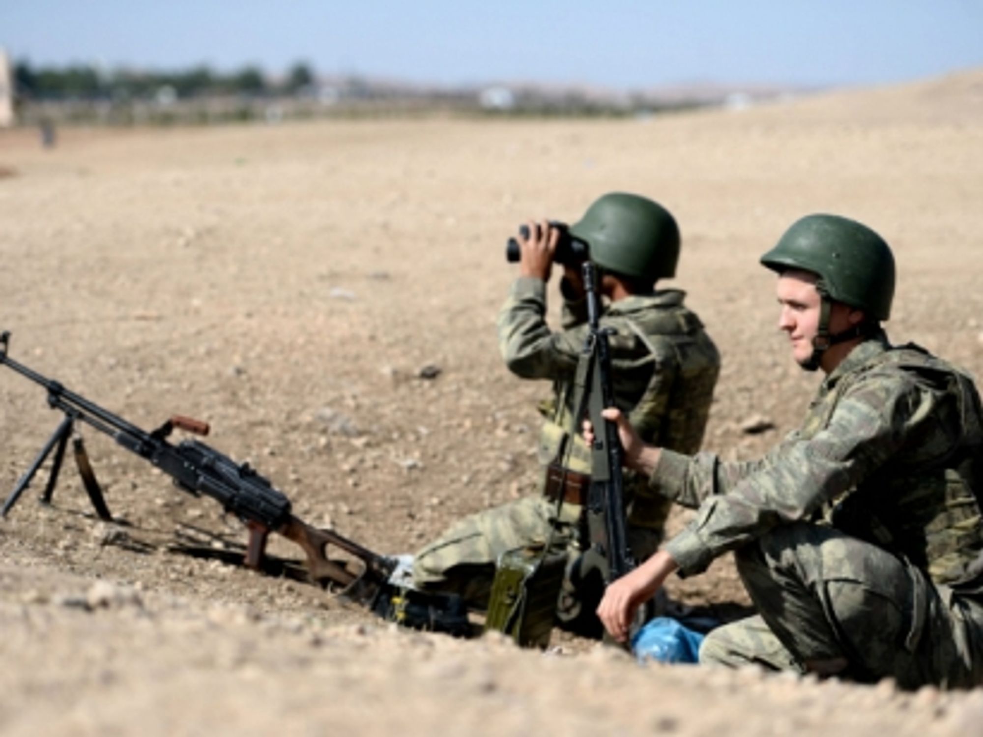 Turkish soldiers at the Syrian border in October