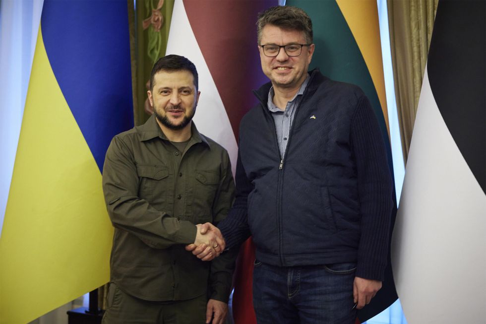 Ukrainian President Volodymyr Zelensky with Estonian Member of Parliament Urmas Reinsalu