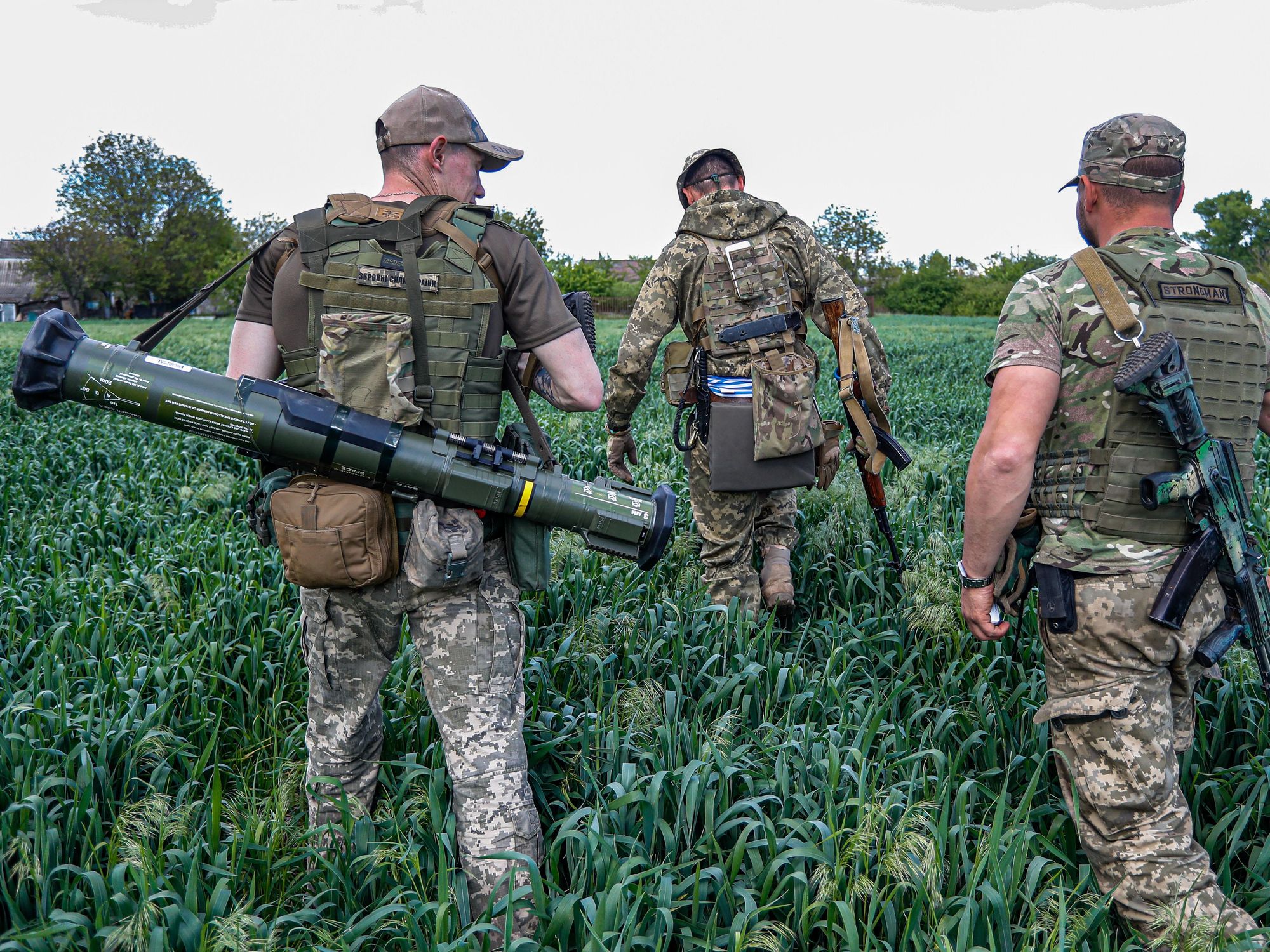 Ukrainian soldiers in Donetsk in May 2022