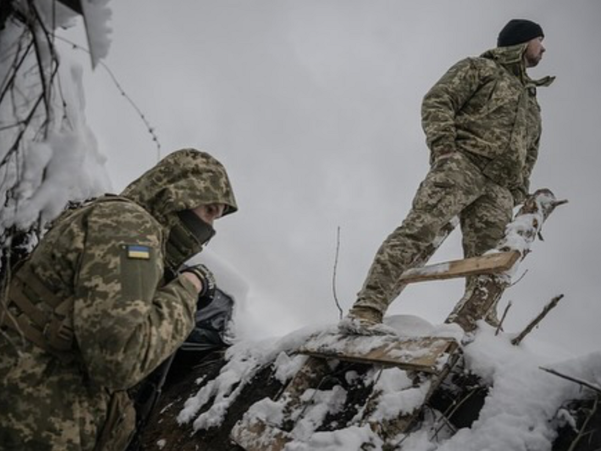 On The Donetsk Frontline, Where Kamikaze Drones Are Everyone's Weapon-Of-Choice