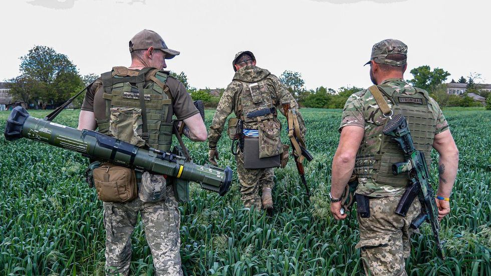 Ukrainian soldiers patrolling the separatist region of Donetsk (Donbas) on May 17, 2022.