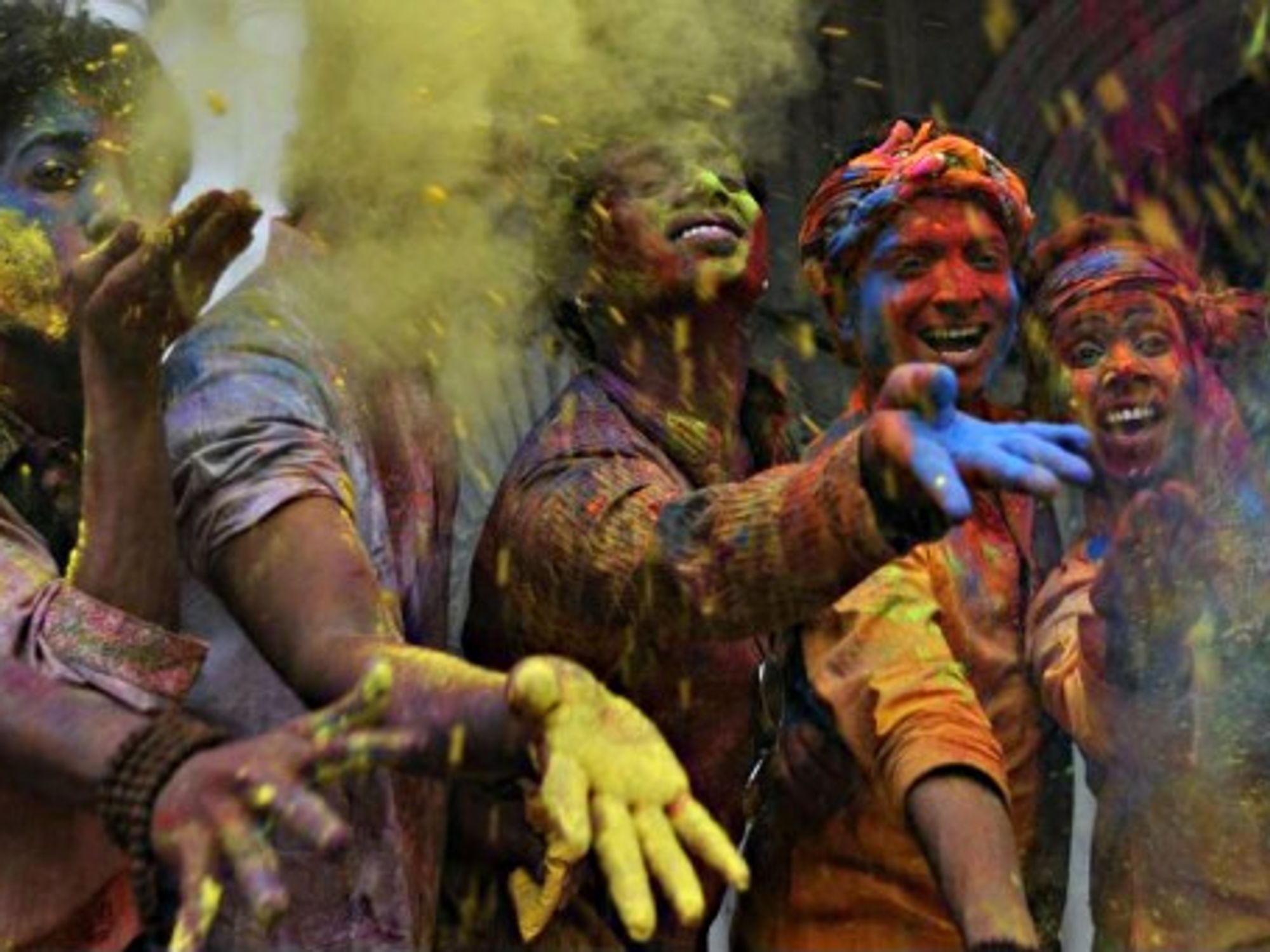 Ultimatum For Iran, Nasdaq Rebound, Inspiring Punks