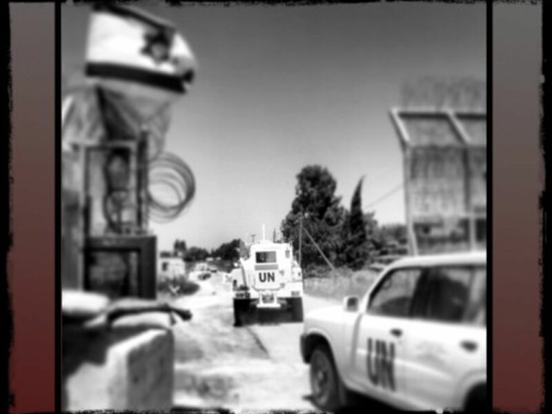 UN vehicles between Israel and Syria...