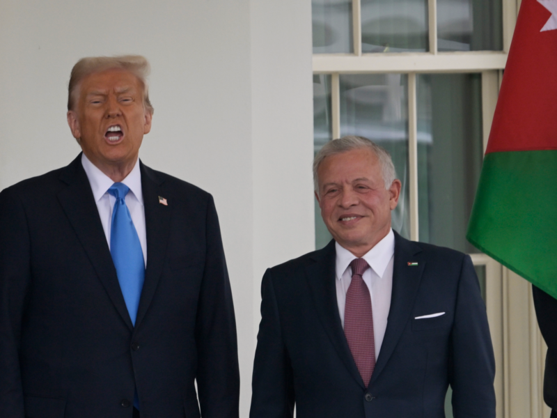 US President Donald Trump greets the King of Jordan Abdullah II bin Al-Hussein(R)