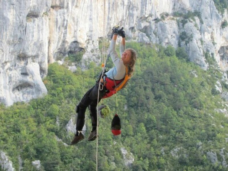 Vanessa Francois training in French Verdon canyon