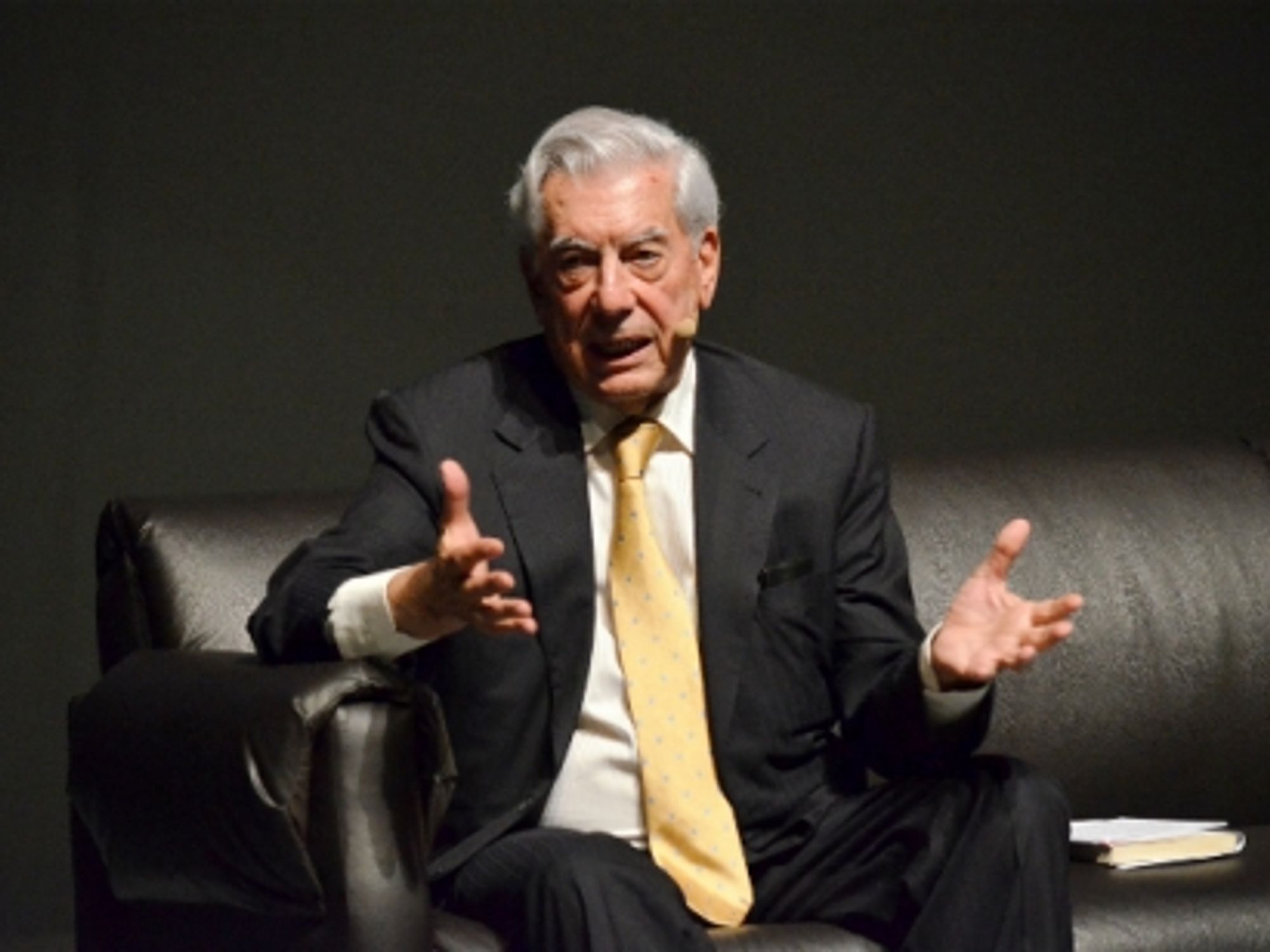 Vargas Llosa in April 2015.