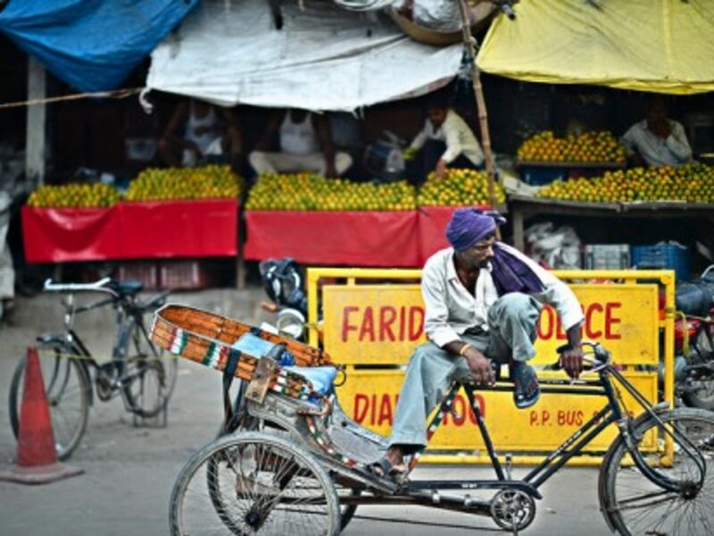 Waiting for the rain, Delhi
