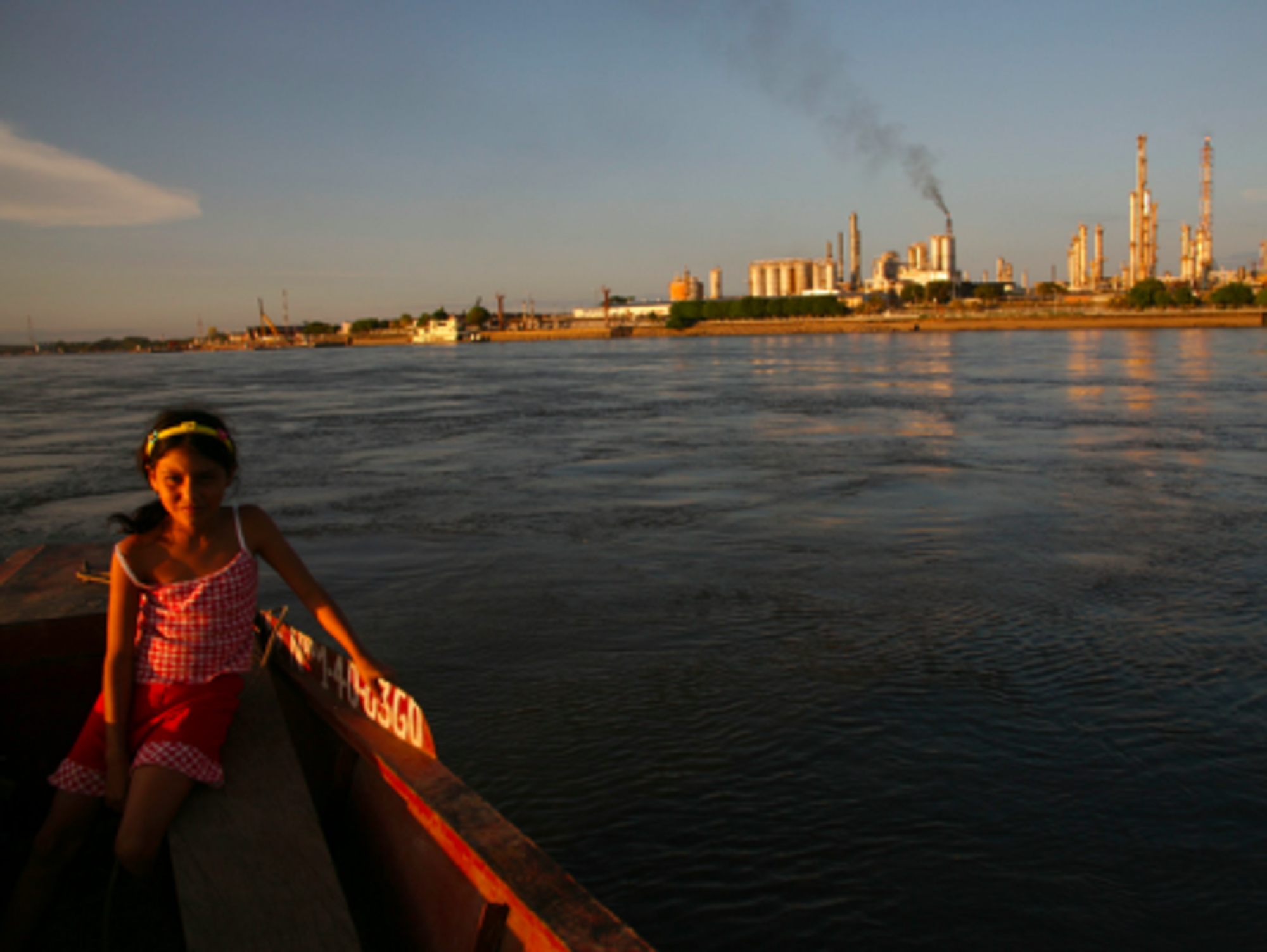Water taxi on Colombia's Magdalena river