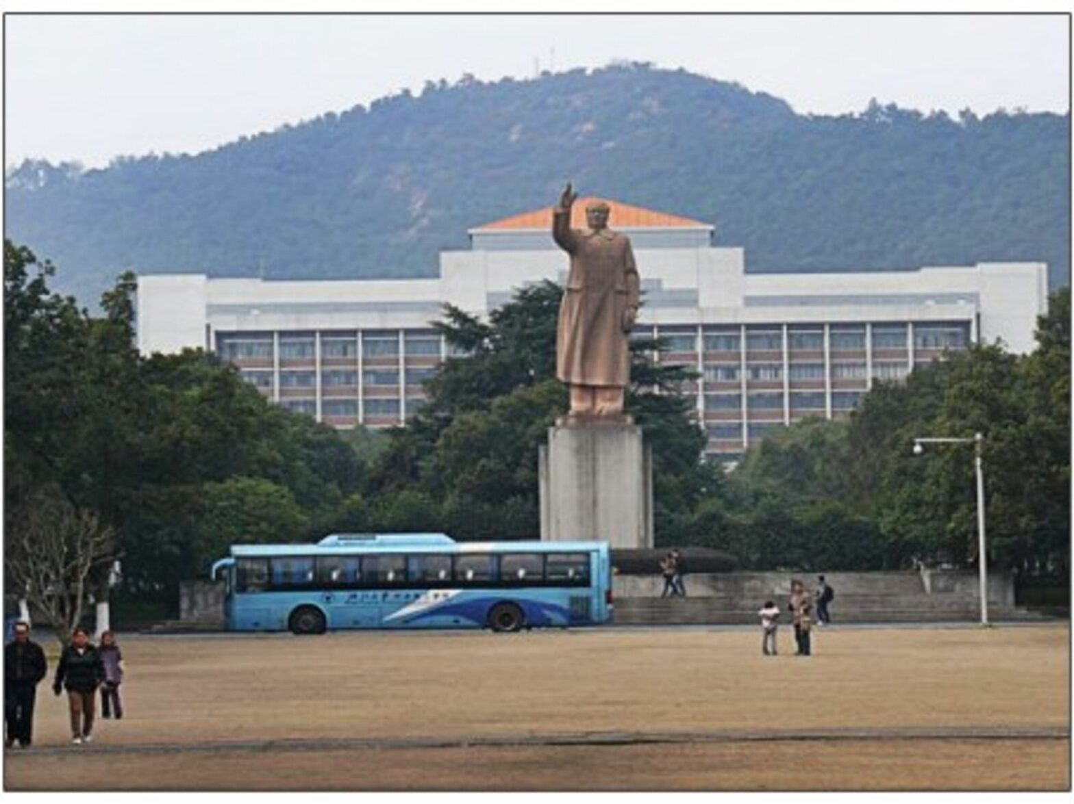 Wave goodbye to Mao, Zhejiang University