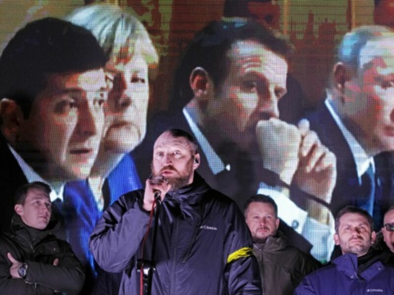 When Zelensky Met Putin : How It Looked In Kiev, Moscow, Paris