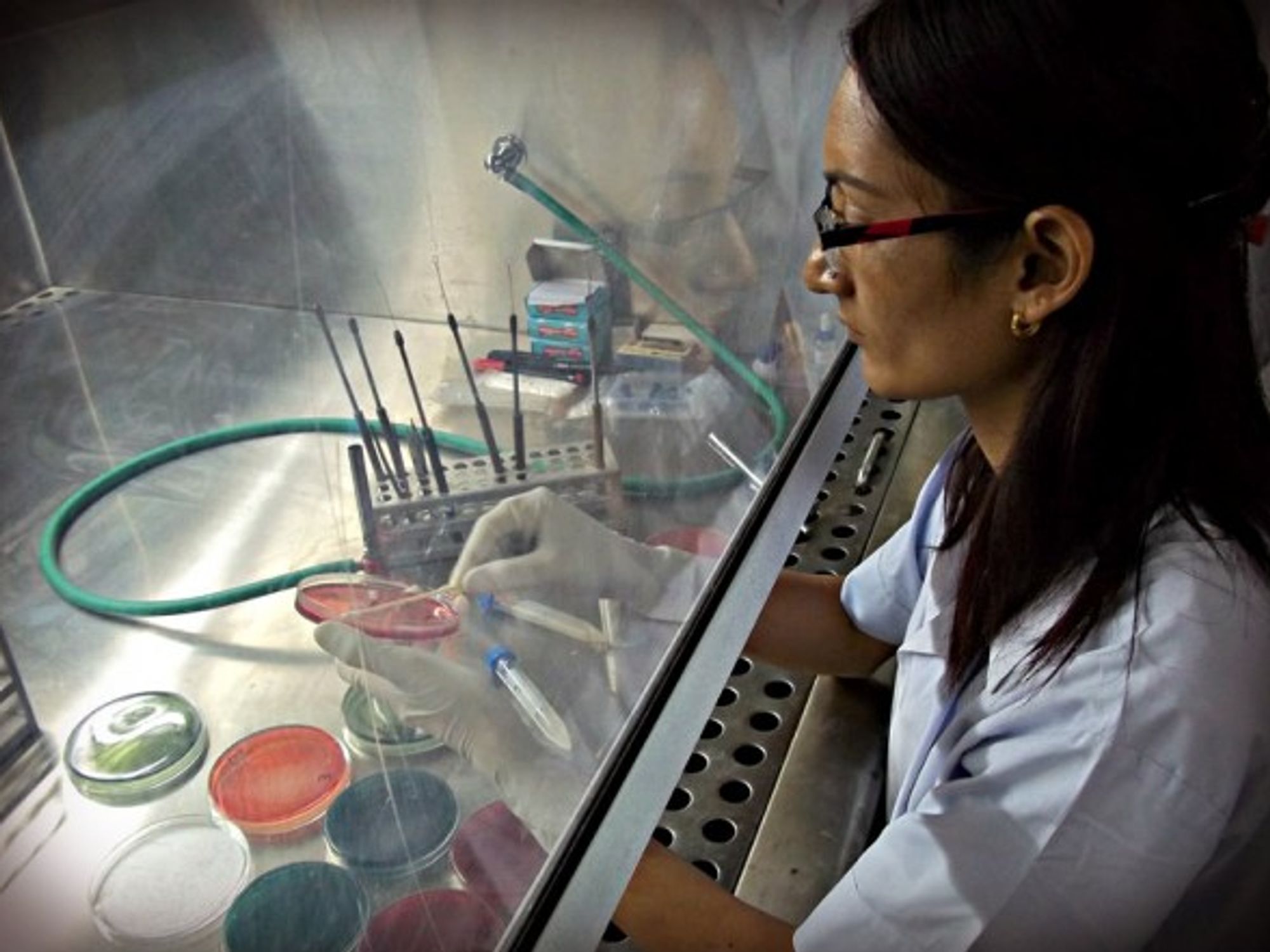 Women have more than a hand in science. Now they need power too.