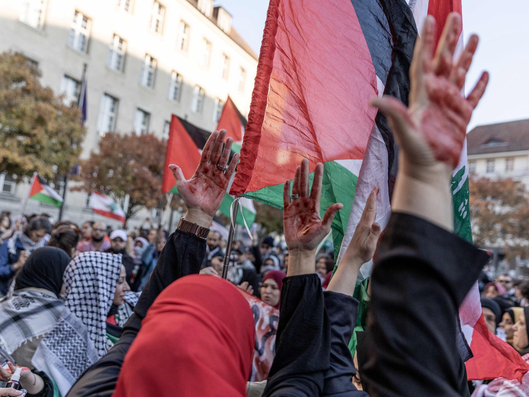 How Putin Uses An Old Moscow Tactic Of Exploiting The Palestinian Cause
