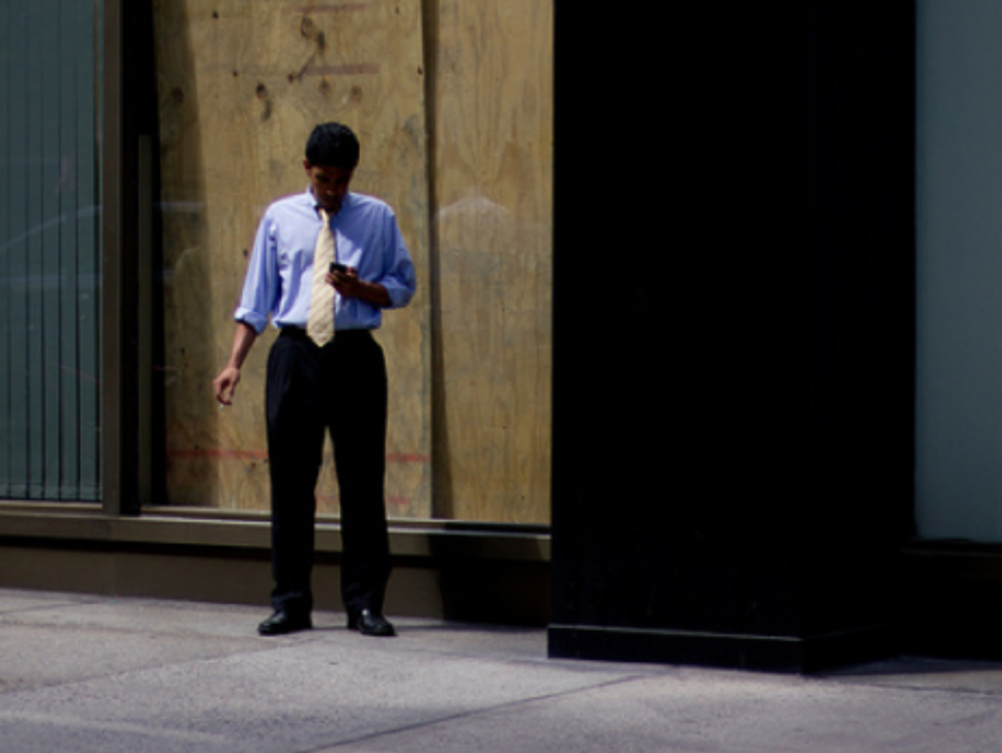 Workers In Florence: Time For A Smoke Break? Then Punch The Clock