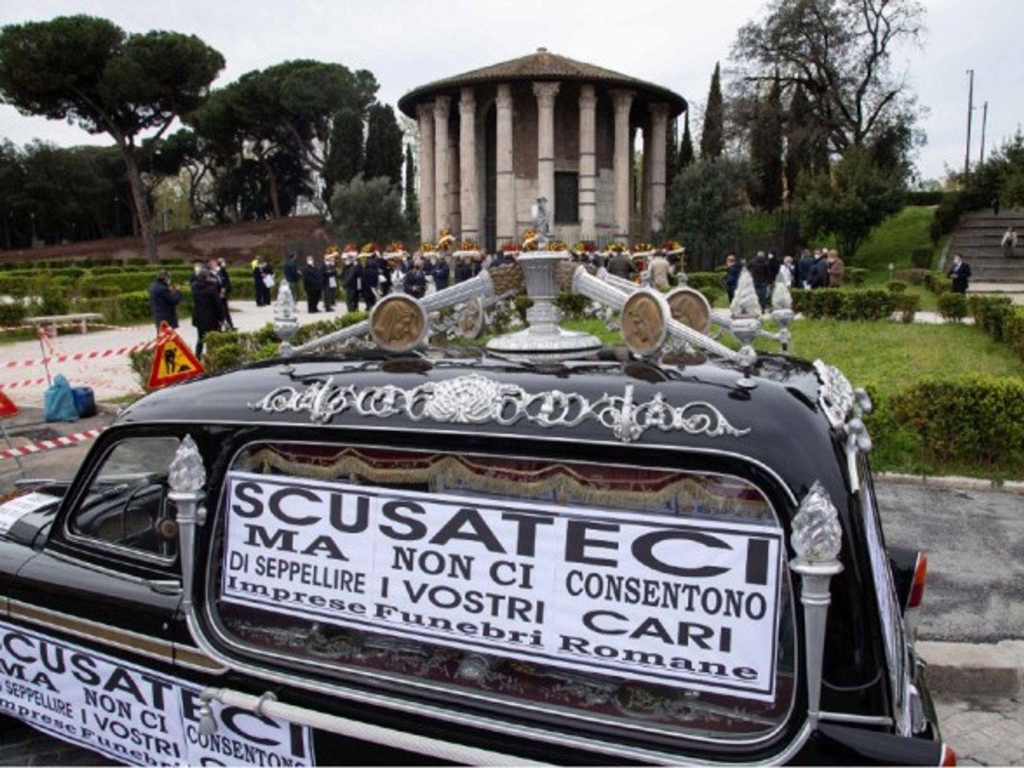 Workers of Rome funeral parlors protesting against the situation in Roman cemeteries, April 2021, Italy.