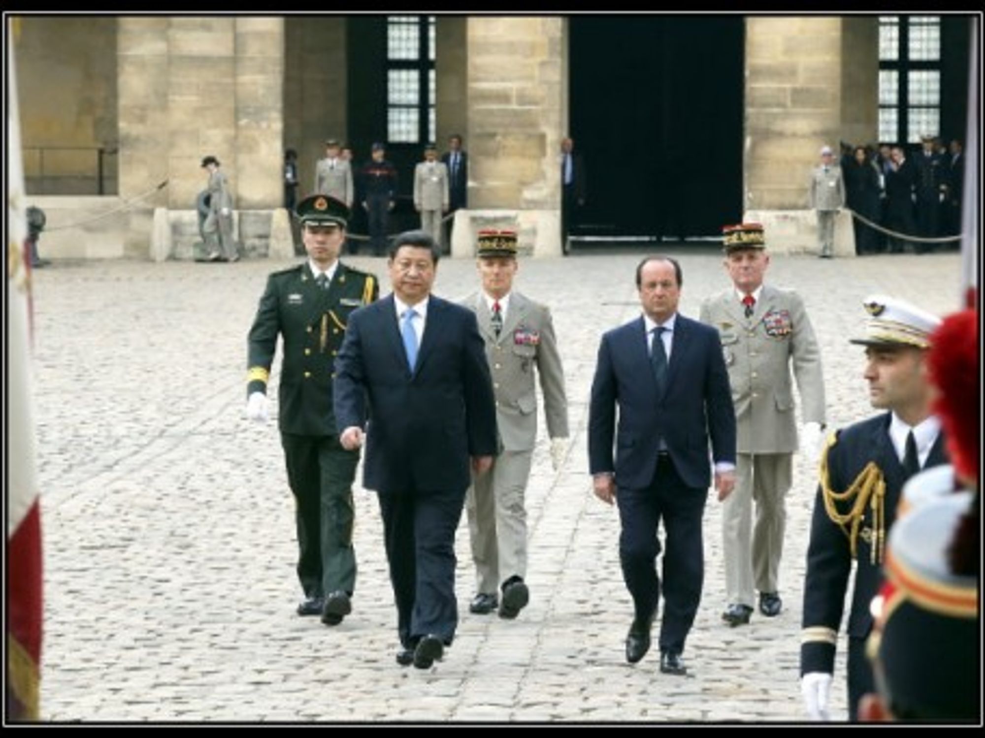 Xi and Hollande in Paris in March