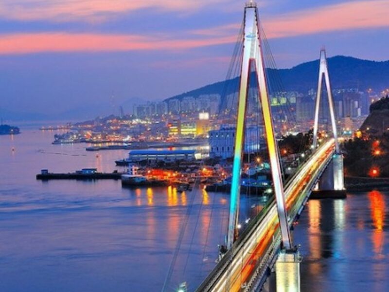 Yeosu by night (Mercuries)
