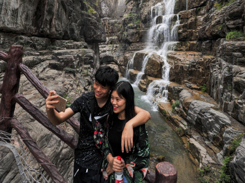 A Weird Week Indeed: “Waterfall Gate” In China, Silly Faces In Congress, Porn In The Rainforest