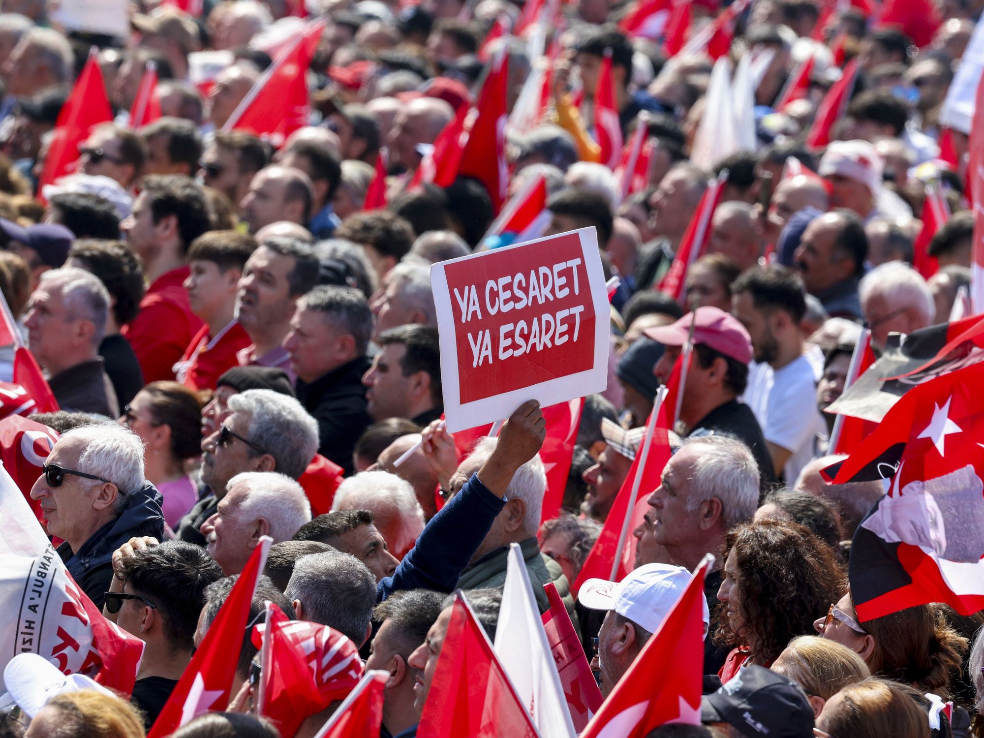 Hundreds of thousands of protesters gathered for a mass rally in Istanbul on Saturday, March 29 at the call of Turkey's main opposition CHP over the jailing of city mayor Ekrem İmamoğlu ​
