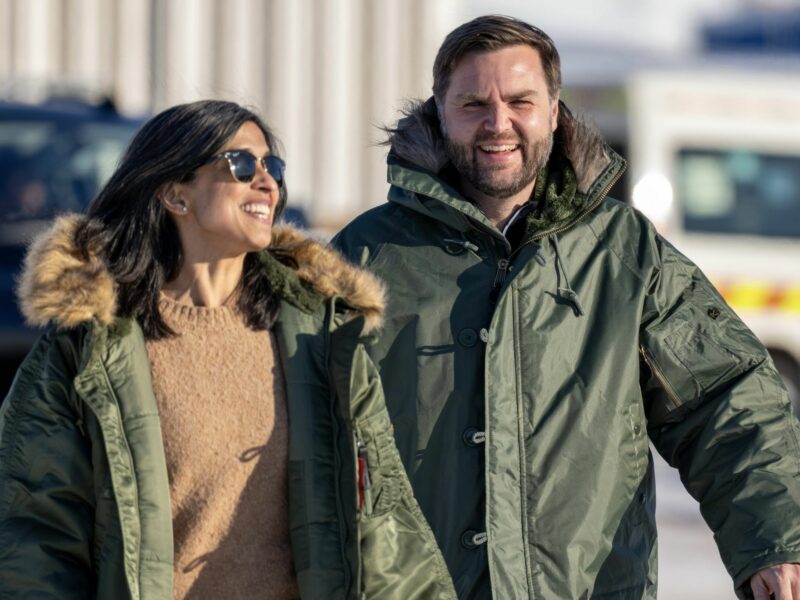 photo of jd vance and usha vance in greenland