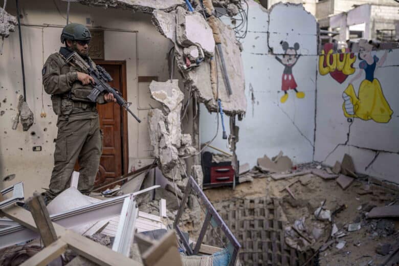 An Israeli soldier in the Tel al Sultan area, Palestinian Territories in September 2024.