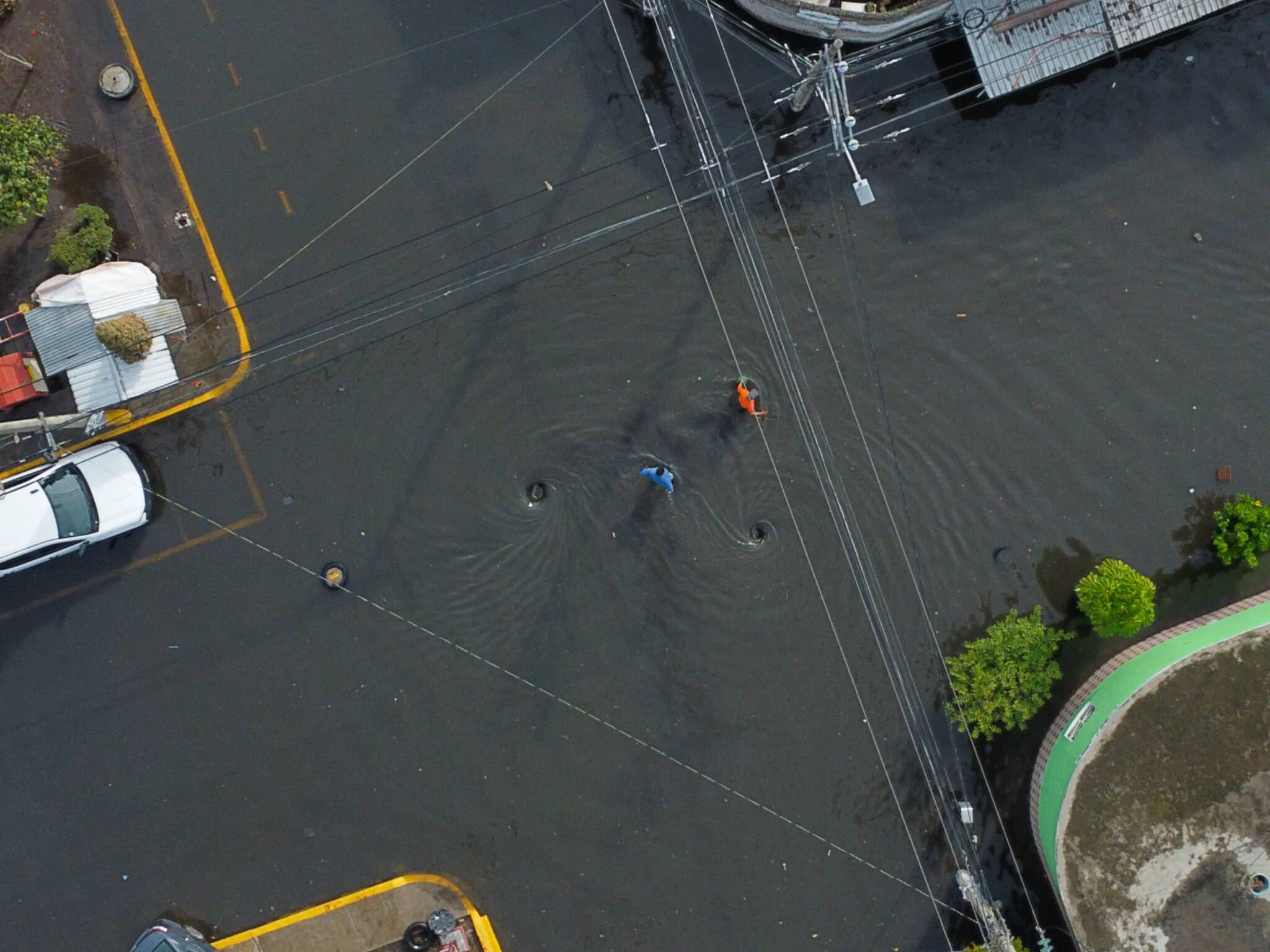 Severe flooding following heavy rainfall created chaos in Mexico City, México state and other regions of central Mexico on Monday, crippling mobility, disrupting public transportation and inundating a hospital. The northeastern part of Mexico City reported rainfall peaks of up to 45 liters per square meter.