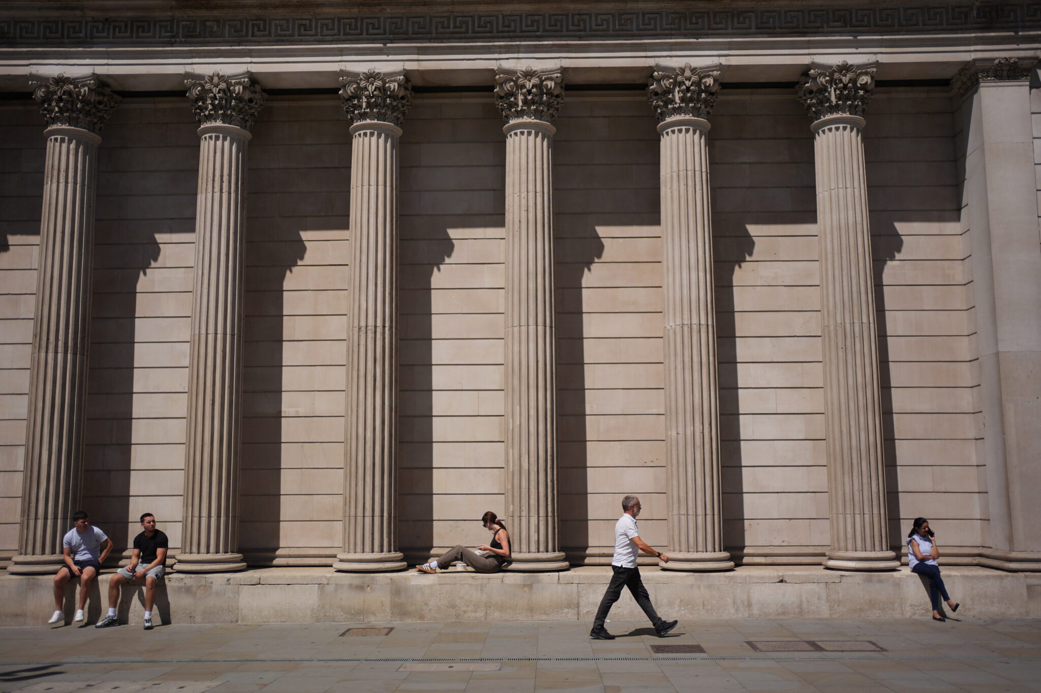 photo bank of england with big columns on summer day