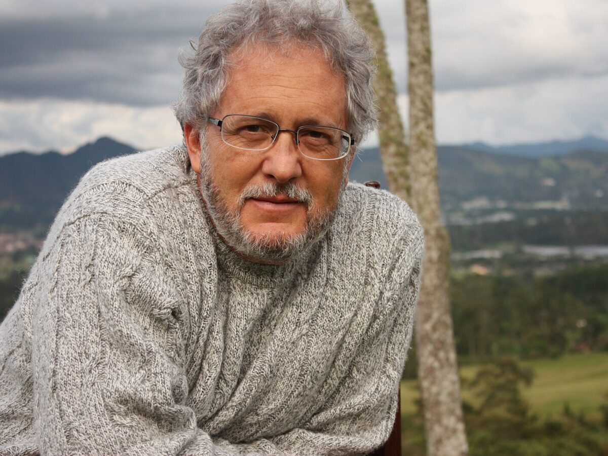 “I Thought I Had Died, Too”: A Colombian Author Reckons With Survivor’s Guilt