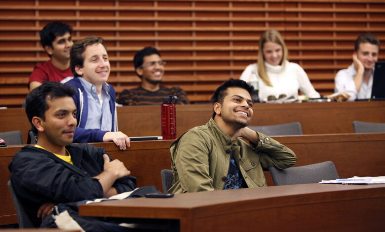 Students listen as snapdeal.com CEO Kunal Bhal, not pictured, speaks at Stanford University