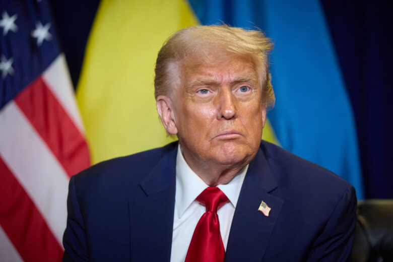 President Donald Trump meets with Ukrainian President Volodymyr Zelensky